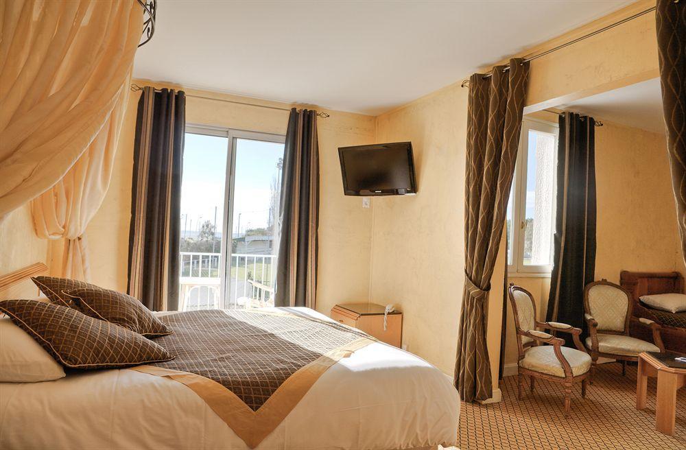 Hotel Et Spa Les Cleunes Oleron 圣特罗让莱班 客房 照片
