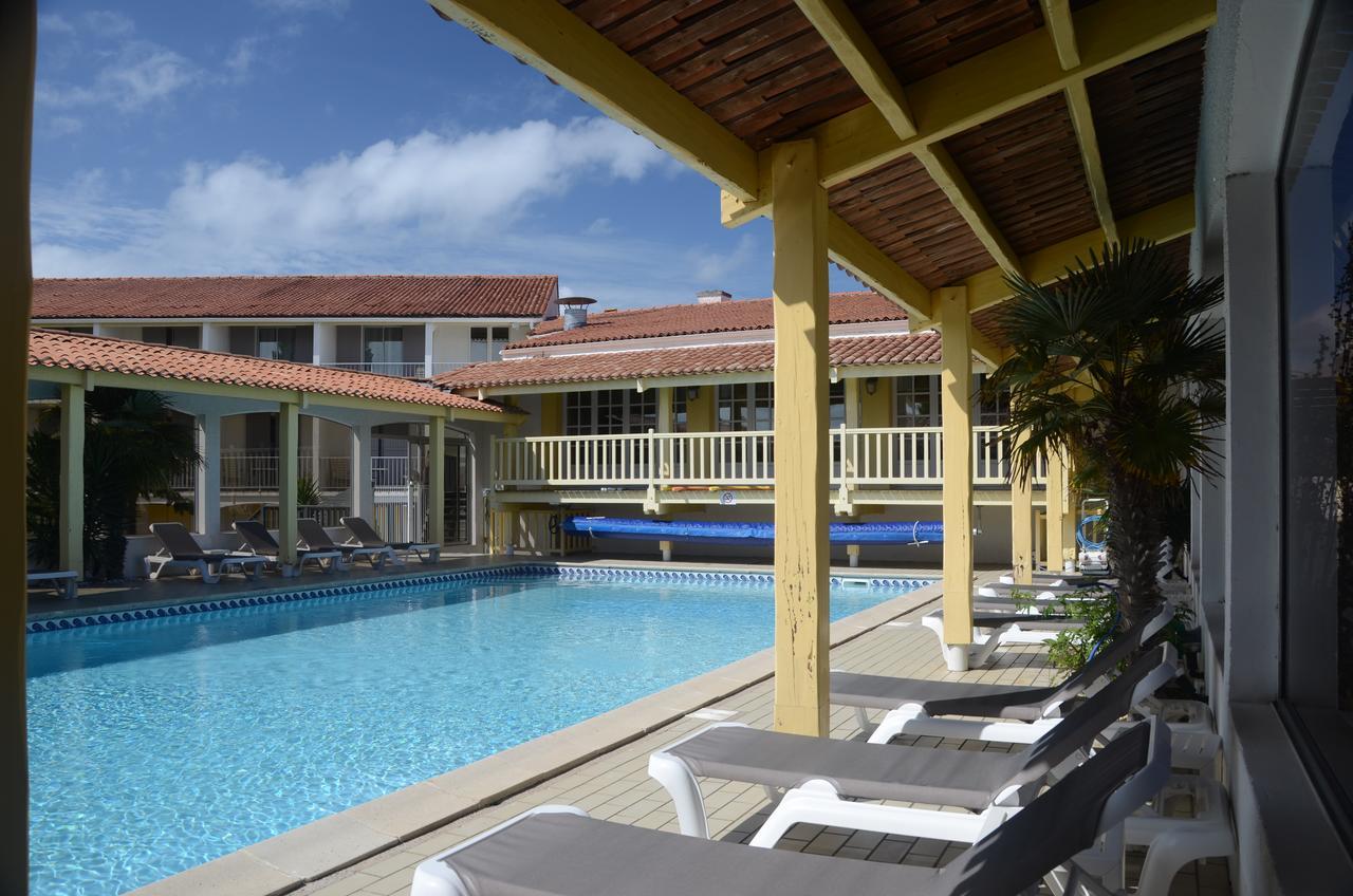 Hotel Et Spa Les Cleunes Oleron 圣特罗让莱班 外观 照片